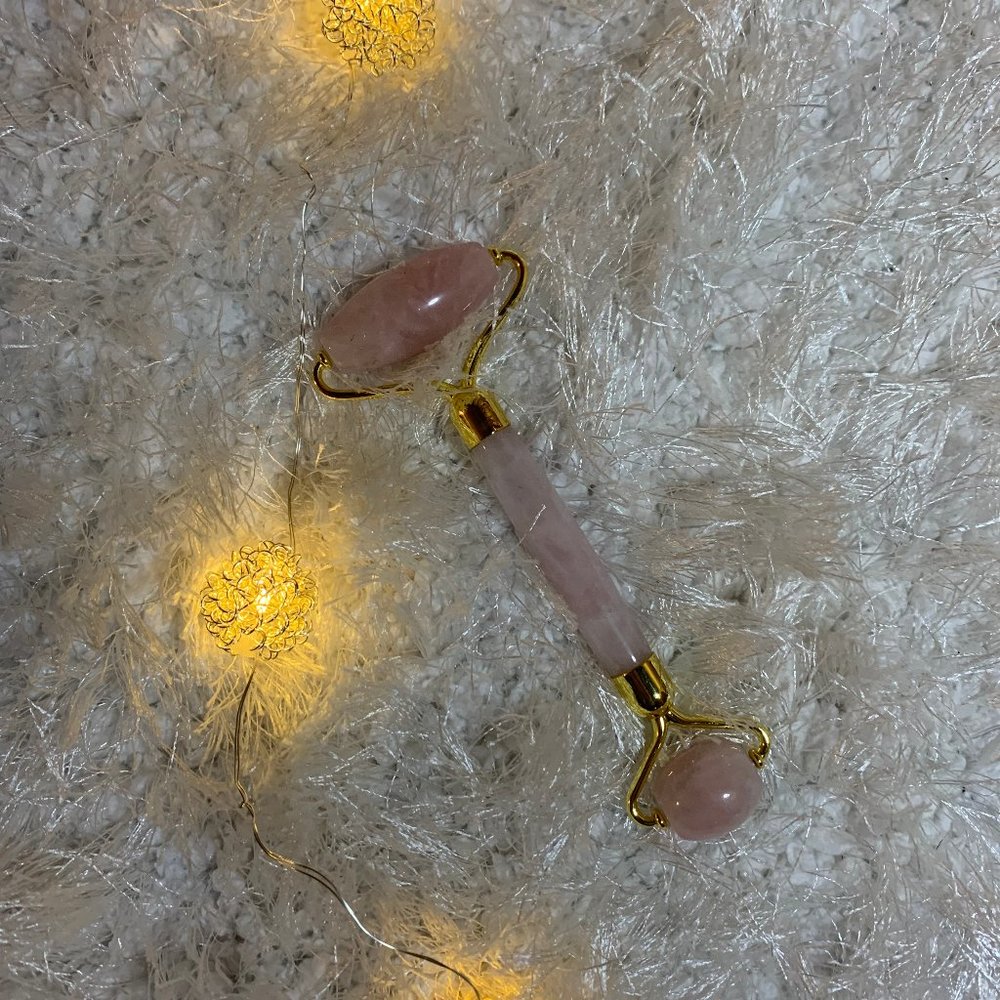 Rose Quartz Face Roller